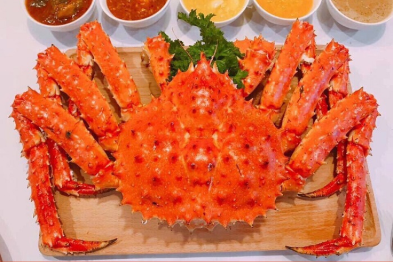 Hướng dẫn cách chọn cua hoàng đế chất lượng tươi ngon